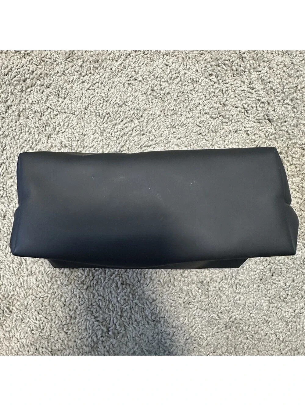 Yves Saint Laurent Parfums Small Black Cosmetic Toiletry Zip Pouch - Picture 10 of 10